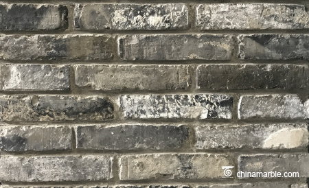 Old Reclaimed Bricks Natural Surface With Dark Grey/Black