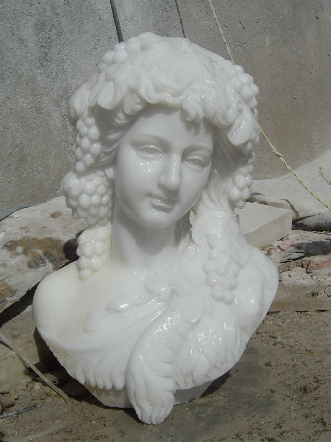 White marble Bust MBT-20.JPG
