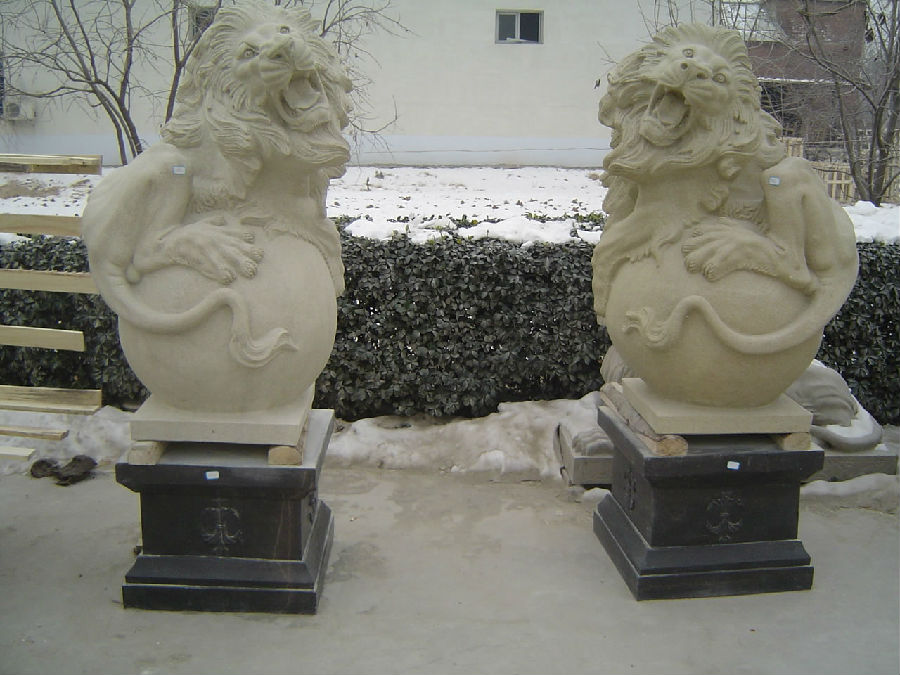 Stone Lion with Base M-Lion-21.jpg