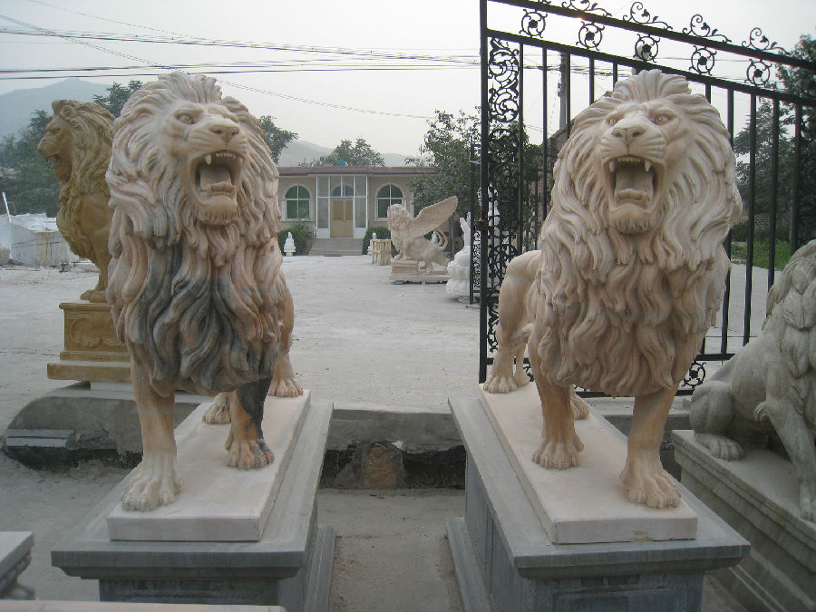 Pink Marble Lion M-Lion-29.jpg