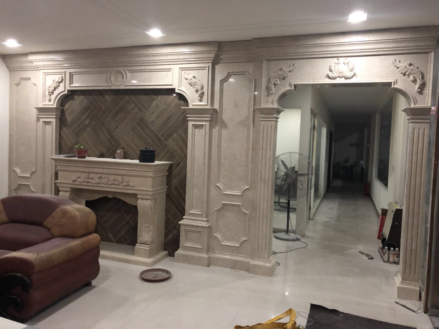 Rash house fireplace decoration in French