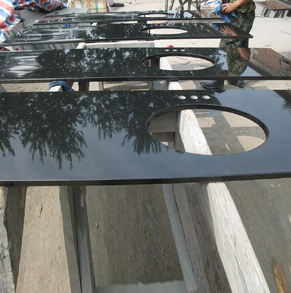 Absolute black GVT-02