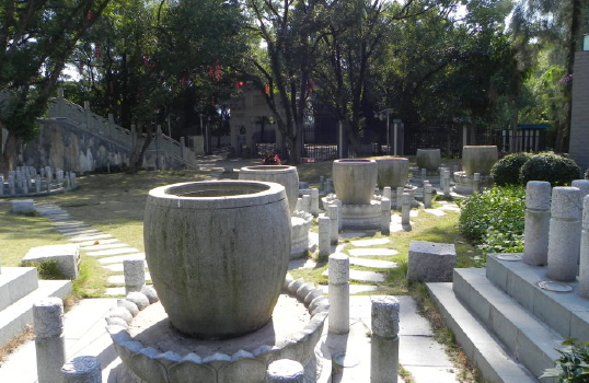 The folk customs in the Marble tub culture